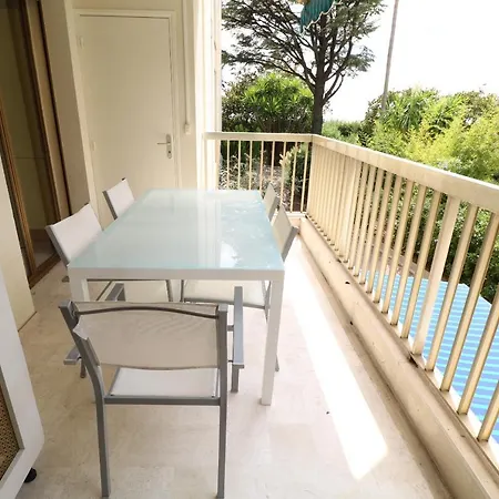 Sea Side 2 Bedroom With Heated Pool 322 דירה *